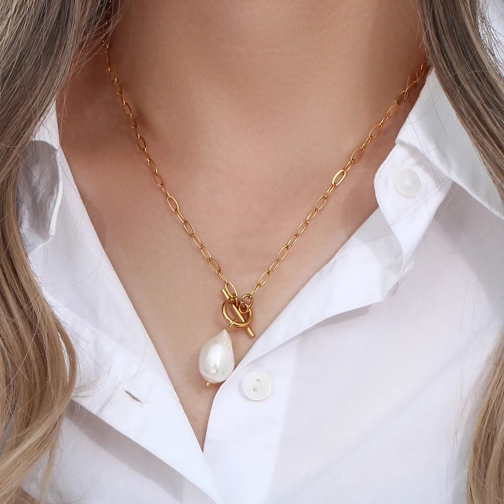 Freshwater Pearl Toggle Necklace