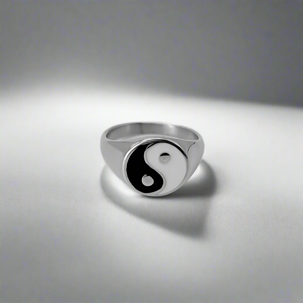 Unisex Yin Yang Enamel Ring