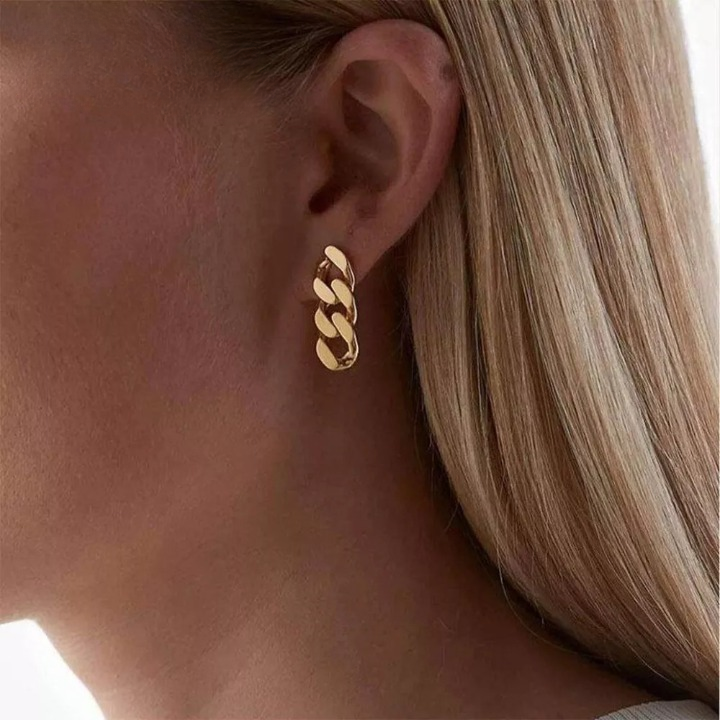 Chain Link Stud Earrings