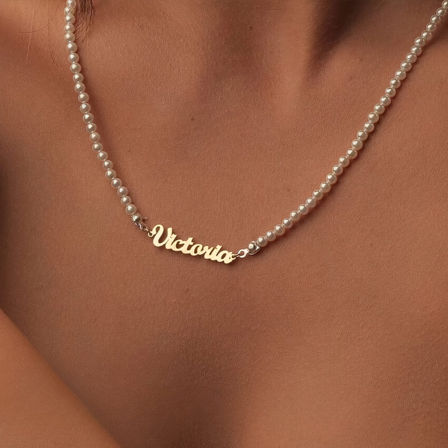 Custom Round Pearl Name Necklace