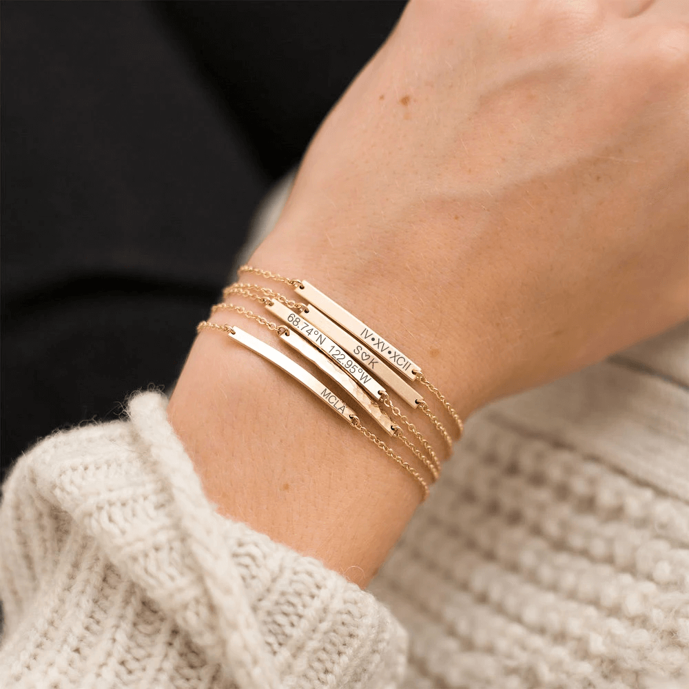 Dainty Engravable Bar Bracelet